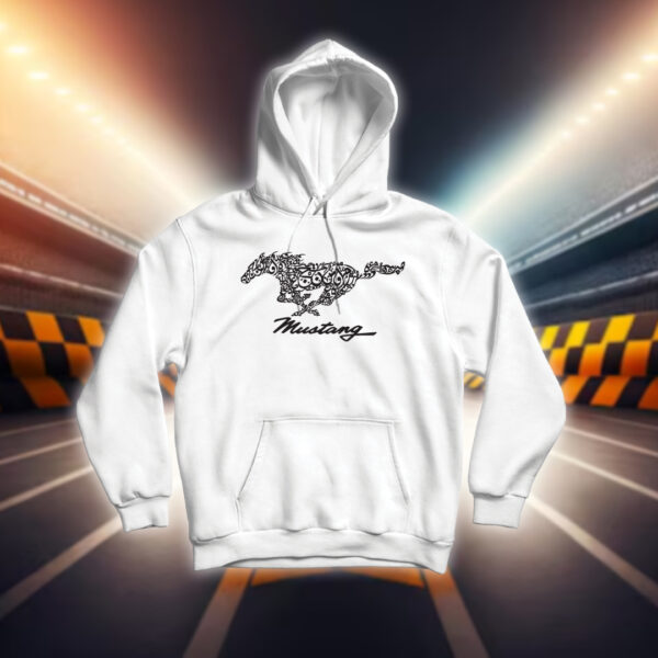 شعار موستنق بالأحرف العربية - سيارات