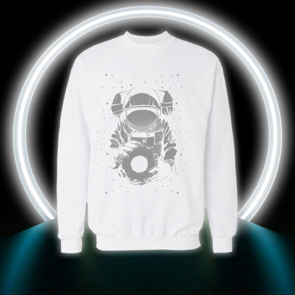 Astronaut - ريفلكتف